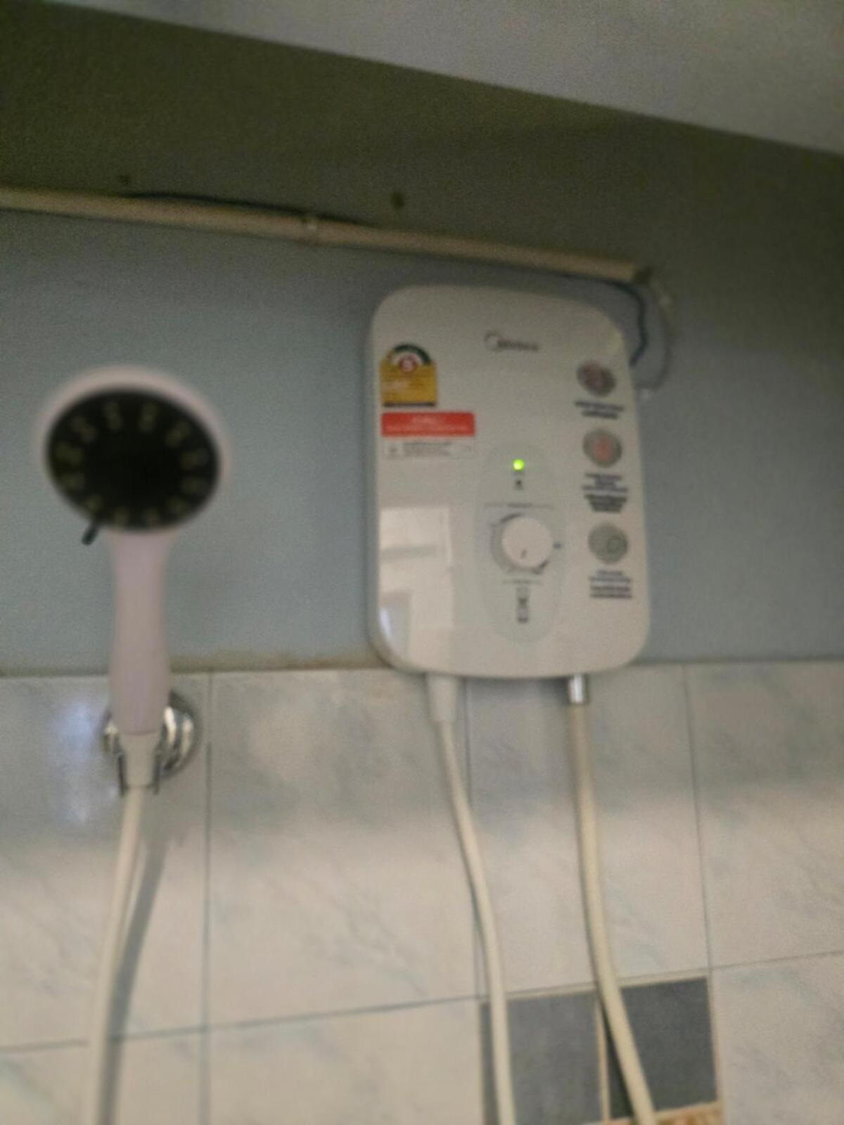 Appartement Beautiful With Living With Wifi *